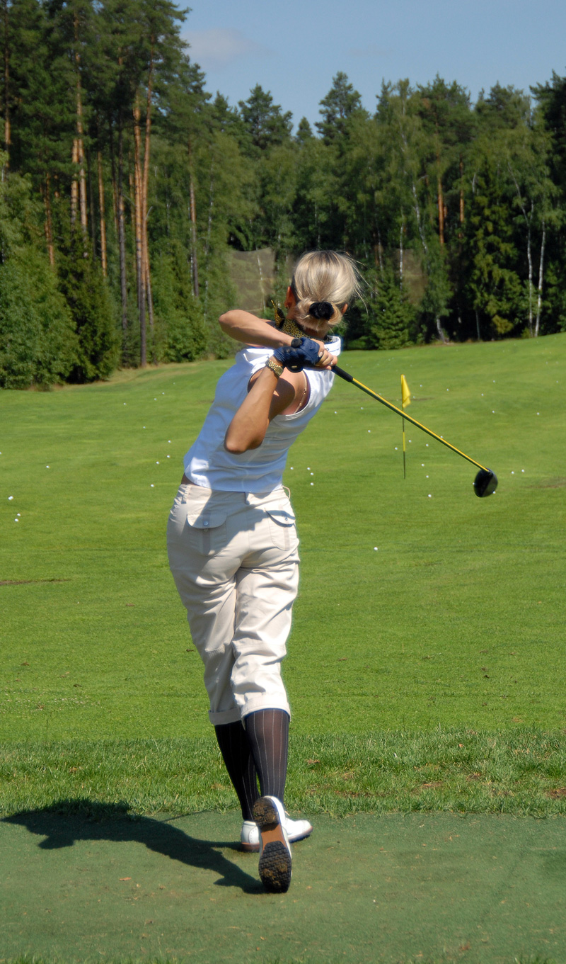 Støttestrømper til kontoransatte, folk der rejser meget eller står meget op, sportsudøvere som f.eks. golfspillere og andre.